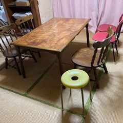 ダイニングテーブル＋椅子3脚＋パイプ椅子3脚