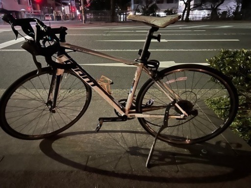 giant ロードバイク　白