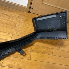 日産エルグランドのエアロパーツ純正の画像