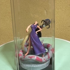 ONE PIECE ログボックス ボア・ハンコック フィギ…