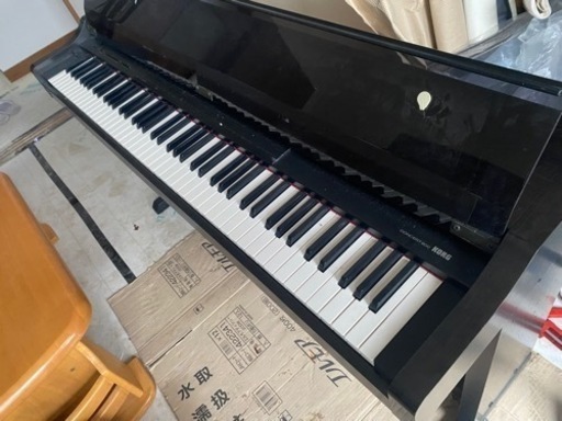 電子ピアノ
