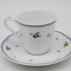 ss3989　ノリタケ　エスプレッソカップ＆ソーサー　4客セット　チンツ果物画　Noritake　カップ＆ソーサー　c/s　ホワイト　白地　洋食器　コーヒー　珈琲　ミニカップ　小さめの画像