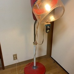 レトロな照明です！