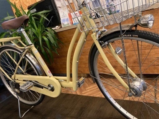 【前後タイヤ・チューブ新品！】LEDオートライト　26インチ自転車　レモンイエロー