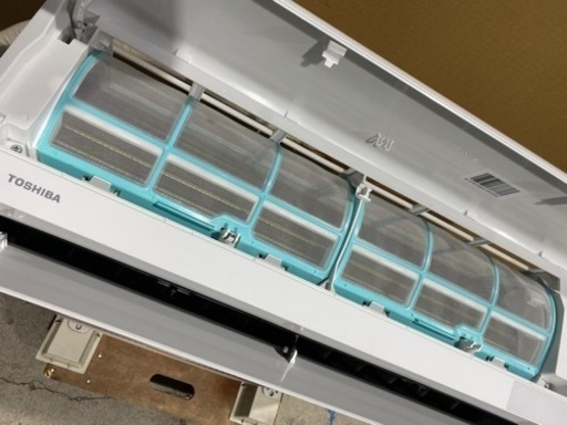 TOSHIBA ルームエアコン　6畳 RAS-G221M 2020年 ●E013W012
