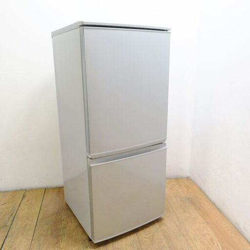 配達設置無料！ SHARP 引越しても便利なドア 137L 冷蔵庫 BL03