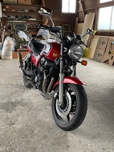 CB750