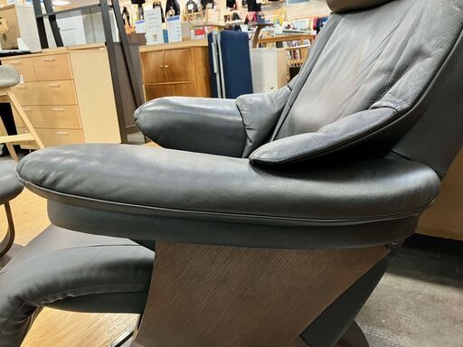 【トレファク熊谷駅前店】カリモク オットマン付きチェアーのご紹介です！