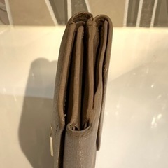 フルラ　三つ折り　財布の画像