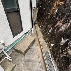 外壁塗装のついでに草刈りと階段洗浄