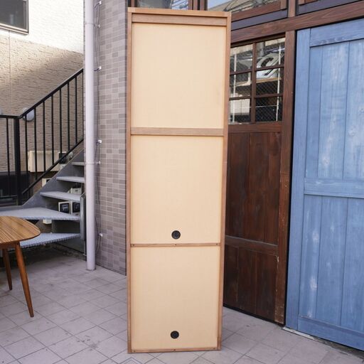 karimoku(カリモク家具)よりHU2405MH 書棚/オーク材です！シンプルなデザインのブックシェルフは北欧テイストにもおすすめ