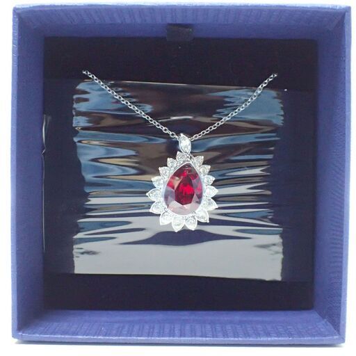 E668 スワロフスキー ネックレス ルビー レッド クリスタル ペンダント