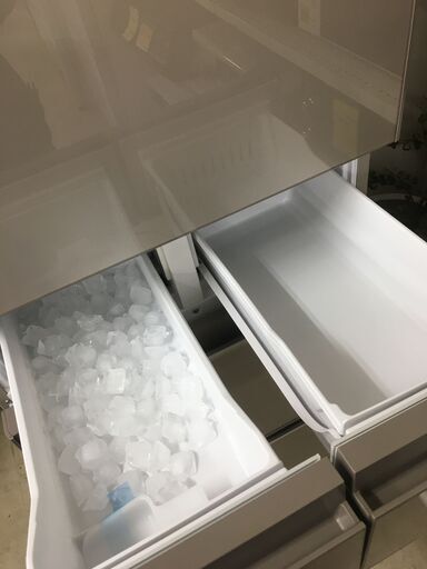値下げしました!! アウトレット品 未使用品!! 日立 HITACHI 冷蔵庫 R-HWS47NL XN 2022年製 高年式 大型冷蔵庫 5ドア  470L 左開き 自動製氷機能 まるごとチルド 特鮮氷温ルーム 新鮮スリープ野菜室 大容量 クリスタルシャンパン 幅60cm ファミリータイプ 堺市 石津 【ジャングルジャングル石津店】