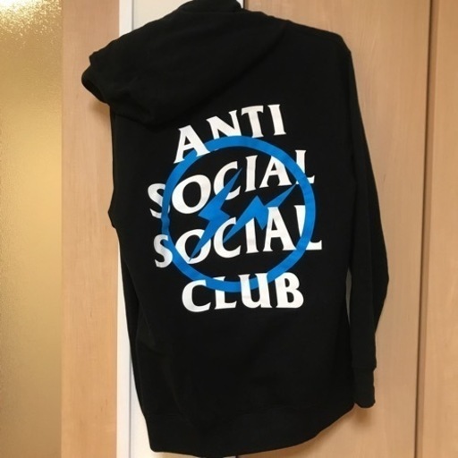 ANTI SOCIAL SOCIAL CLUB× フラグメント　フーディー
