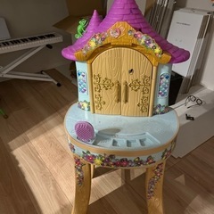 ラプンツェル　ドレッサー