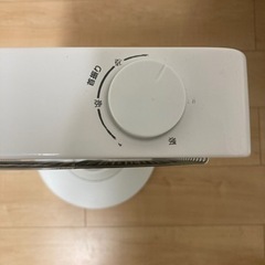 YAMAZEN 電気ストーブ(カーボンヒーター) 2019年製 DC-SO97の画像