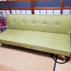 ソファーベッドの画像