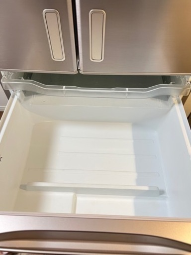 冷蔵庫の内部の様子