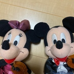 ●ミッキー&ミニー●バイオリン構えたぬいぐるみの画像