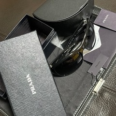 PRADA メンズサングラス　新品同様　試着のみ　