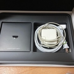 引取り限定。MacBook Air 11インチ