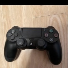 プレステ4本体　コントローラーの画像