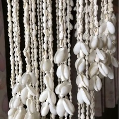 シェルシャンデリア　インテリアの画像