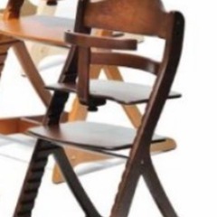 子ども用ハイチェア　スリムで使いやすい椅子