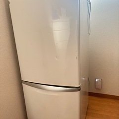 【無料】冷蔵庫2ドア右開き 135L 動作問題無し