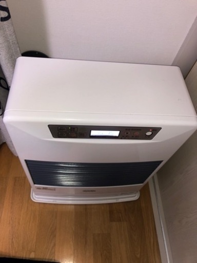 ｻﾝﾎﾟｯﾄ FF石油暖房機　2018年　保証付　お値下げ