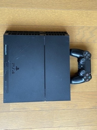 プレステ4本体とコントローラーのみピッタリ一万円