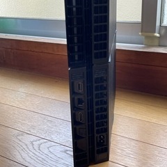 プレステ4本体とコントローラーのみピッタリ一万円の画像