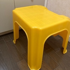 トントン踏み台の画像