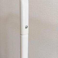 白いハンガーラック　の画像
