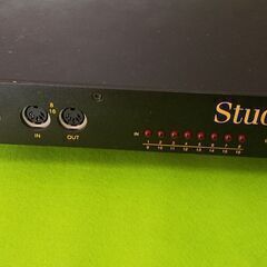 【週末値下げ中!!800円→500円】インターフェース★OMS★OPCODE★STUDIO4★MIDI☆通電OK☆の画像