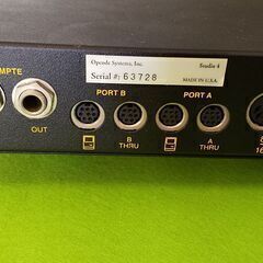 【週末値下げ中!!800円→500円】インターフェース★OMS★OPCODE★STUDIO4★MIDI☆通電OK☆の画像
