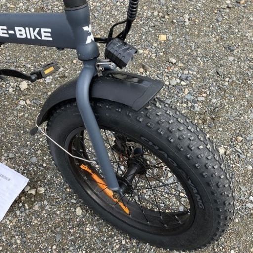 ほぼ新品！折り畳み電動フルアシスト自転車　E-BIKE　モンスター　アマゾンにて23年1月購入　オプション予備バッテリー付き