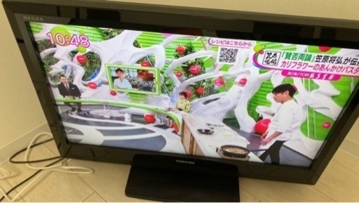 テレビ　32インチ　TOSHIBA 東芝