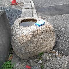 ❗天然石、つくばいの画像