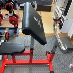 ファイティングロードプリチャーカールベンチの画像