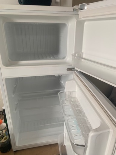 冷蔵庫売ります、引き取りに来れる方はタダで良いです。