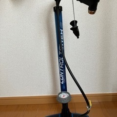 【取引き中】GIANT コントロールタワー2 自転車　空気入れ