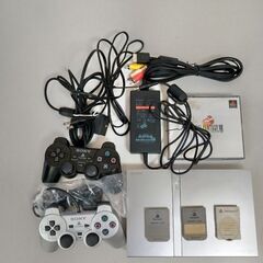 プレステ2本体＋メモリーカード＋ゲームソフトの画像