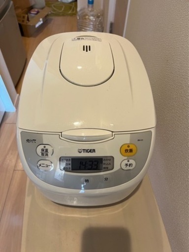 タイガー魔法瓶(TIGER) 炊飯器 1升 マイコン 調理メニュー付き 炊きたて ホワイト JBH-G181W