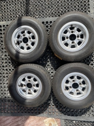 嫁ぎ先決まりました。クラシックミニクーパー 10インチ アルミホイール