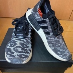 adidasの画像