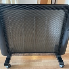 デロンギ　マイカパネルヒーター