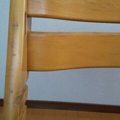 ストッケ  椅子と付属の六角レンチの画像