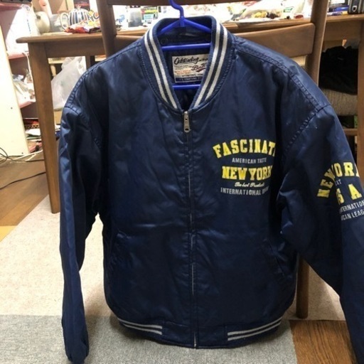アウトサイドスタジアムジャンパー
