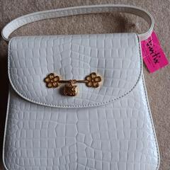 キティ　ホワイトバッグ